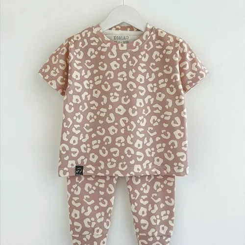 تیشرت و شلوارمادر وکودک کد۲۸۸۳